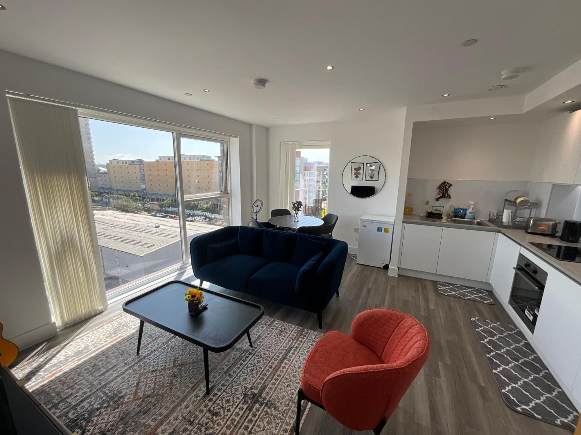 Deluxe Double Bed In Shared Apt Near Canary Wharf, City Airport & O2 Arena With Thames View Londra Esterno foto